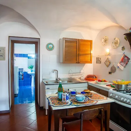 La Casa Nel Cuore Di - Happy Apartamento San Remo