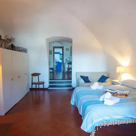 La Casa Nel Cuore Di Sanremo, Historic Center - Happy شقة *